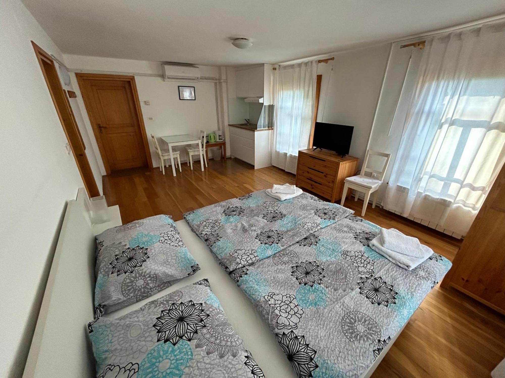 Stres-Less Sunny Apartments Kobarid Eksteriør billede